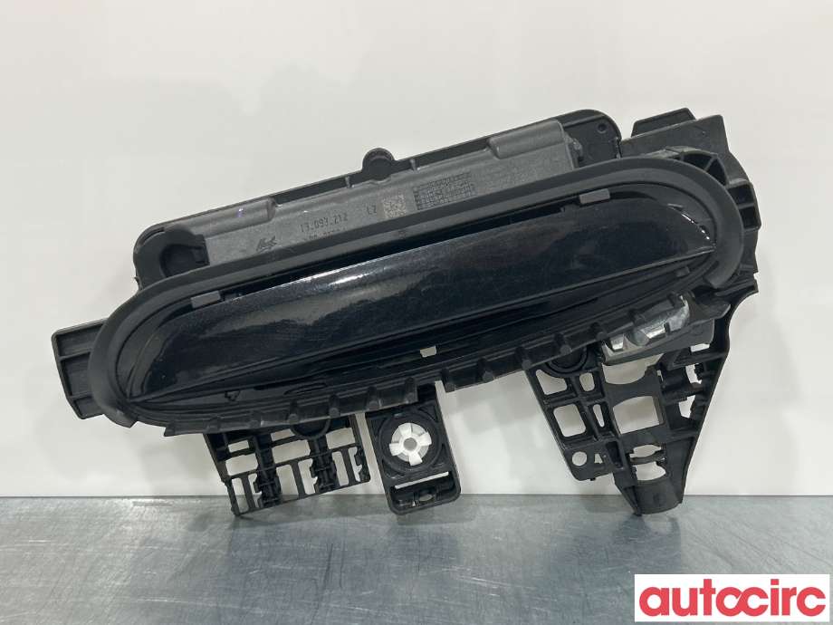 Dørhåndtak utv venstre bak til BMW X1 2022-->> (U11) (U11) (BMW|51215A68ED9|5A68EF1)