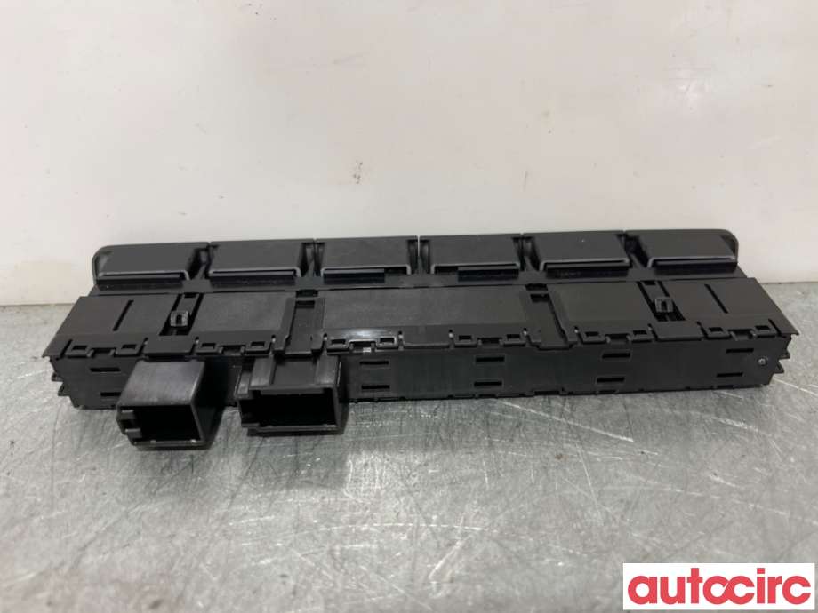 Bryter diverse til VW Touran 2015-2021 (Type II)  (VOLKSWAGEN|5TA927132D|034982051-01)