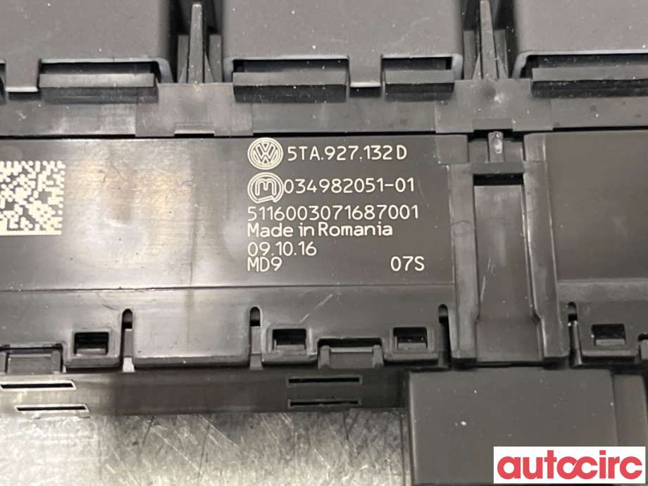 Bryter diverse til VW Touran 2015-2021 (Type II)  (VOLKSWAGEN|5TA927132D|034982051-01)