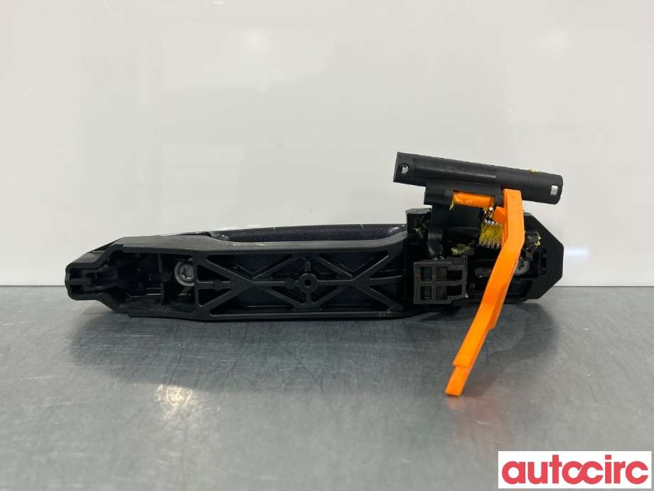 Dørhåndtak utv høyre bak til Suzuki SX4 S-CROSS 2013-->> (Type II)  (SUZUKI|82812-57LA0-ZUR|82812-57LA0|)