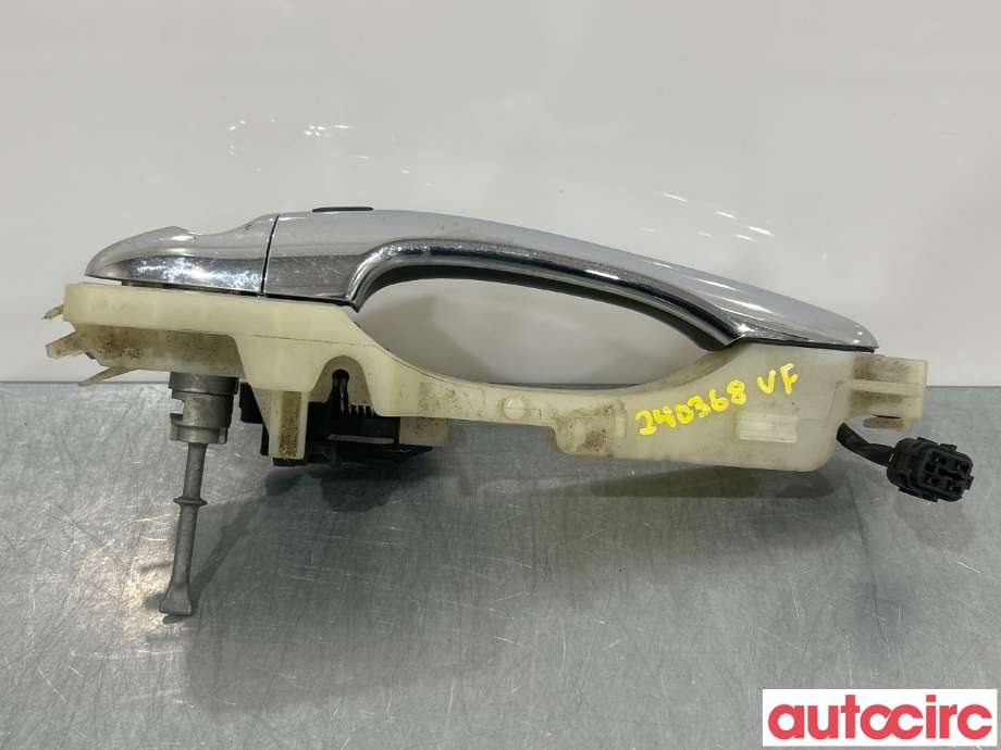 Dørhåndtak utv venstre foran til Kia Sportage 2010-2016 (Type III) (KIA|826513W710|)