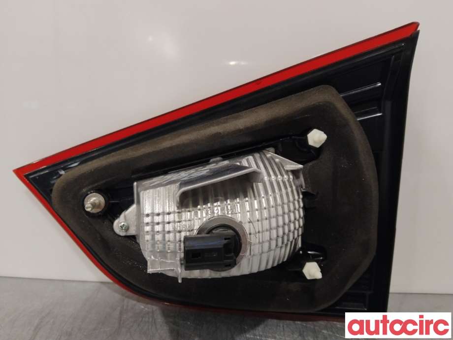 Baklykt venstre indre til Suzuki SX4 S-CROSS 2013-->> (Type II)  (SUZUKI|36274-64R00|)