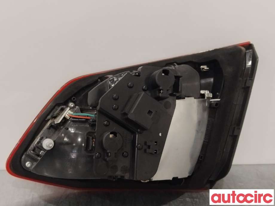 Baklykt venstre indre til BMW 2-Serie 2014-2021 (F22/F23) (F22/F23) (BMW|63217311041|7311041)
