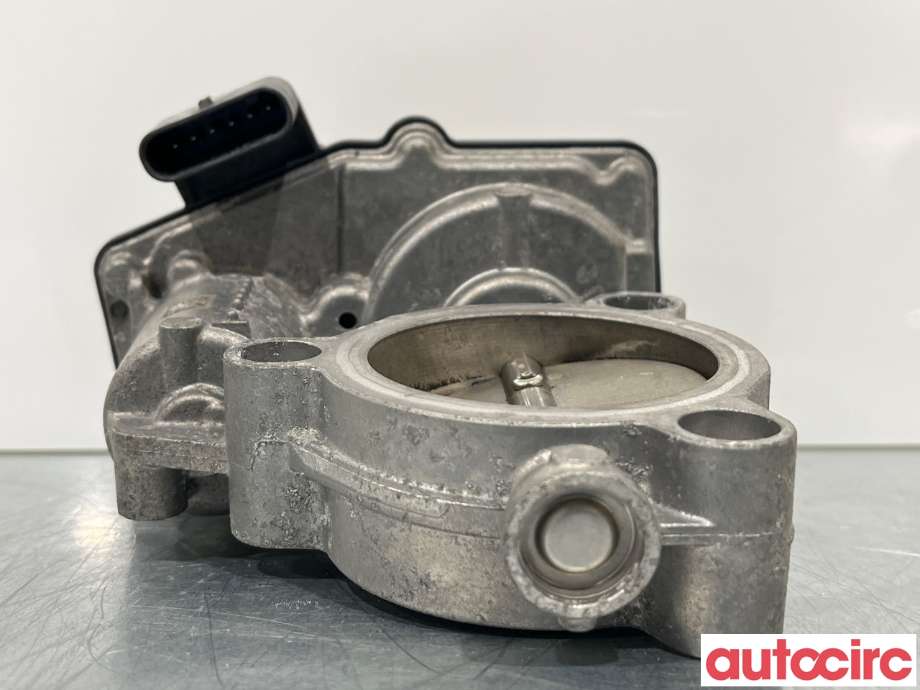Spjeldhus til BMW 2-Serie 2014-2021 (F22/F23) (F22/F23) (BMW|13547618838|A2C80221400)