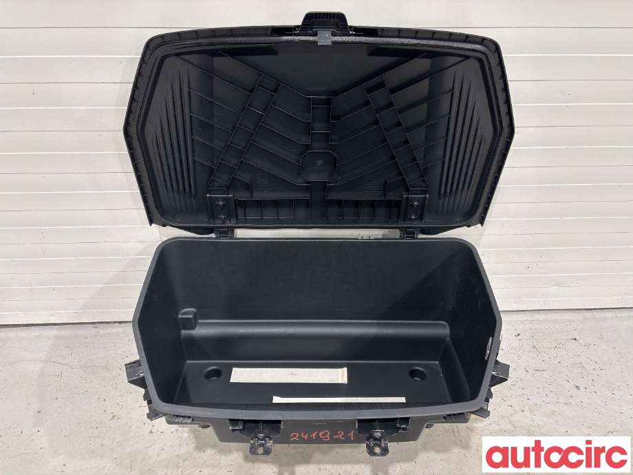 Diverse deler til Audi e-tron 2018-->>  (AUDI|4KE863362B|)
