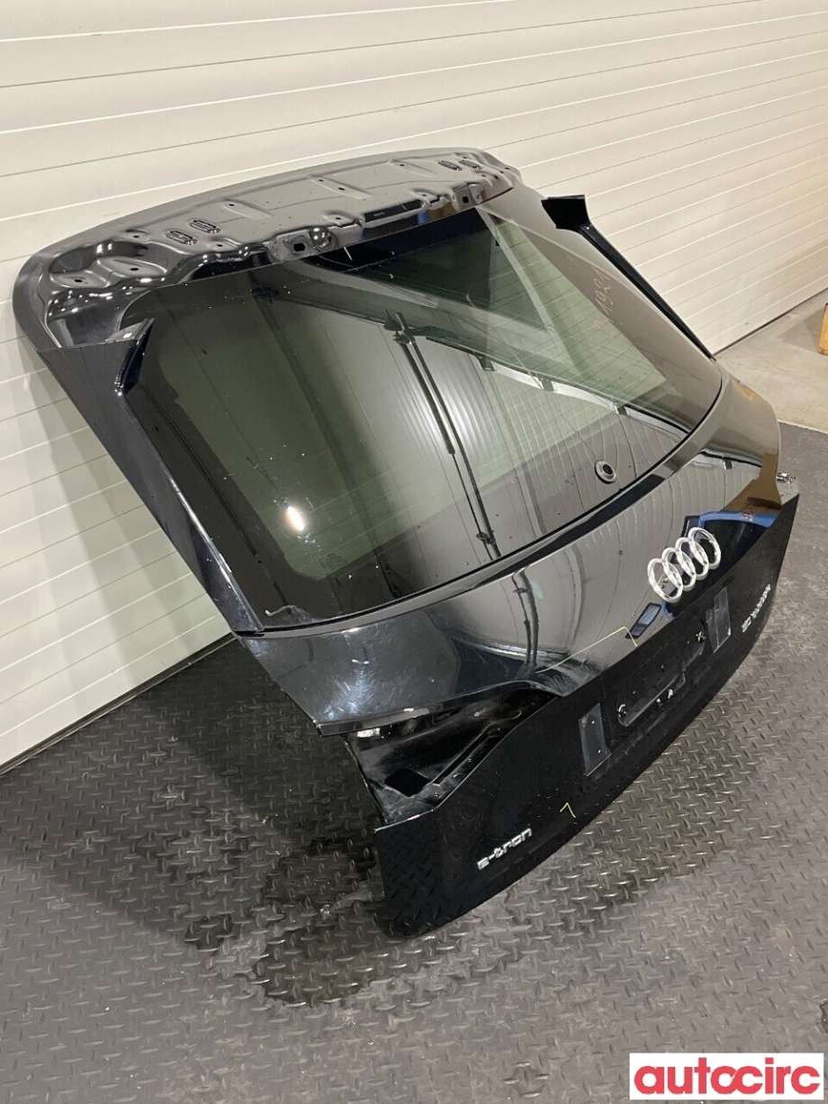 Bakluke combi til Audi e-tron 2018-->>  (AUDI|4KE827025B)