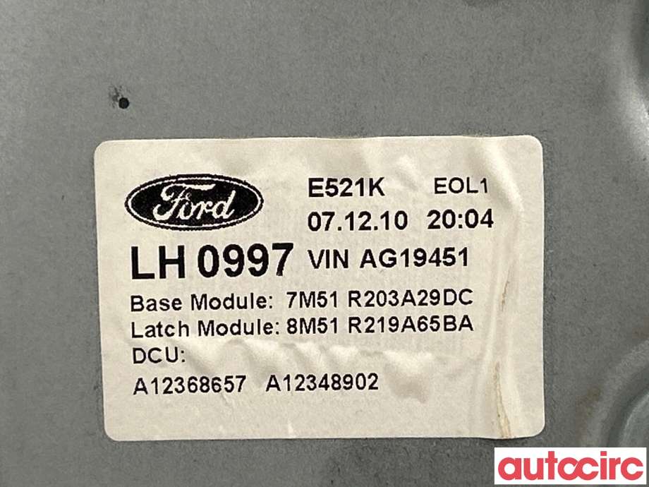 Ruteheis venstre foran til Ford Kuga 2008-2012 (Type I)  (FORD|1527943|7M51-R203A29-DC)