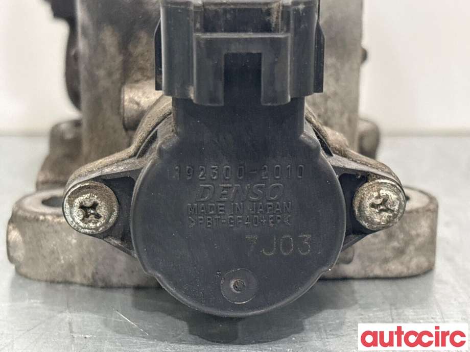 Spjeldhus til Toyota Avensis 2003-2008 (Type II)  (TOYOTA|2610026010)