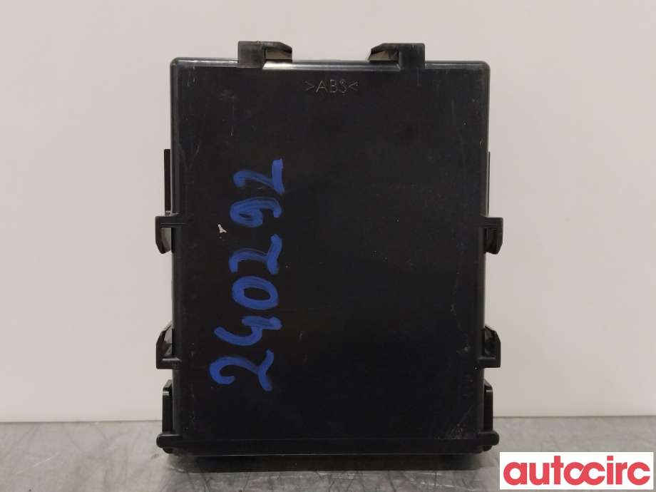 Diverse deler til Toyota Yaris Cross (SUV) 2021-->>  (TOYOTA|8911152090|891110D020)