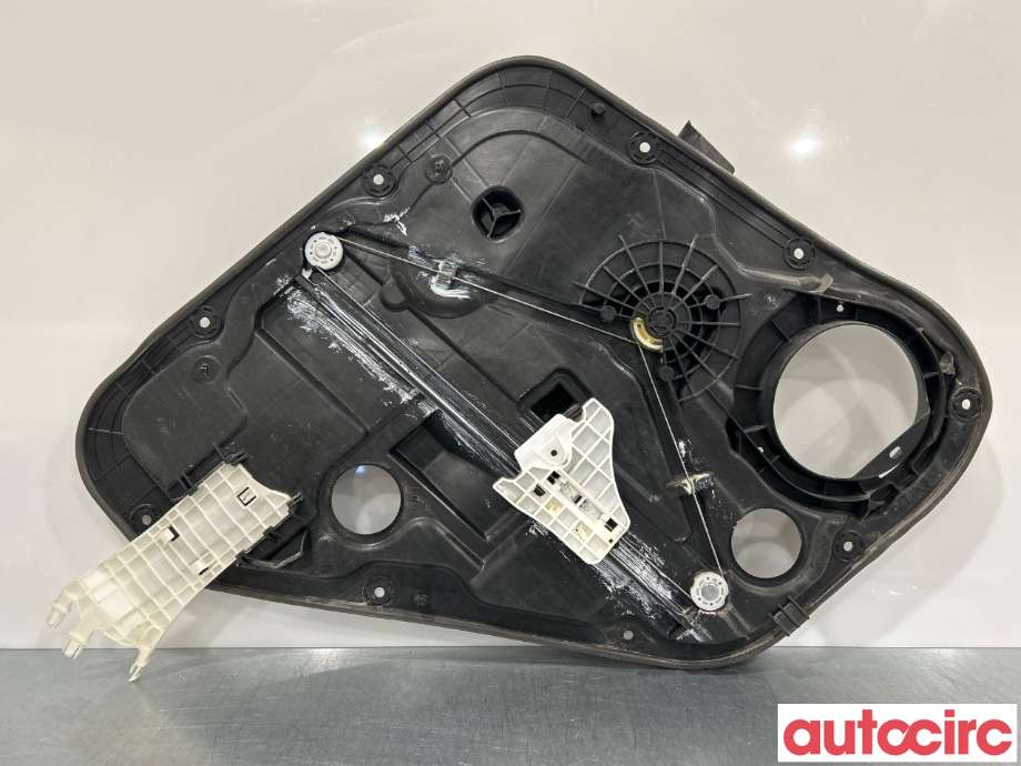 Ruteheis til Kia Soul 2014-2019 (Type II)  (KIA|83481B2000||83480-B2010)