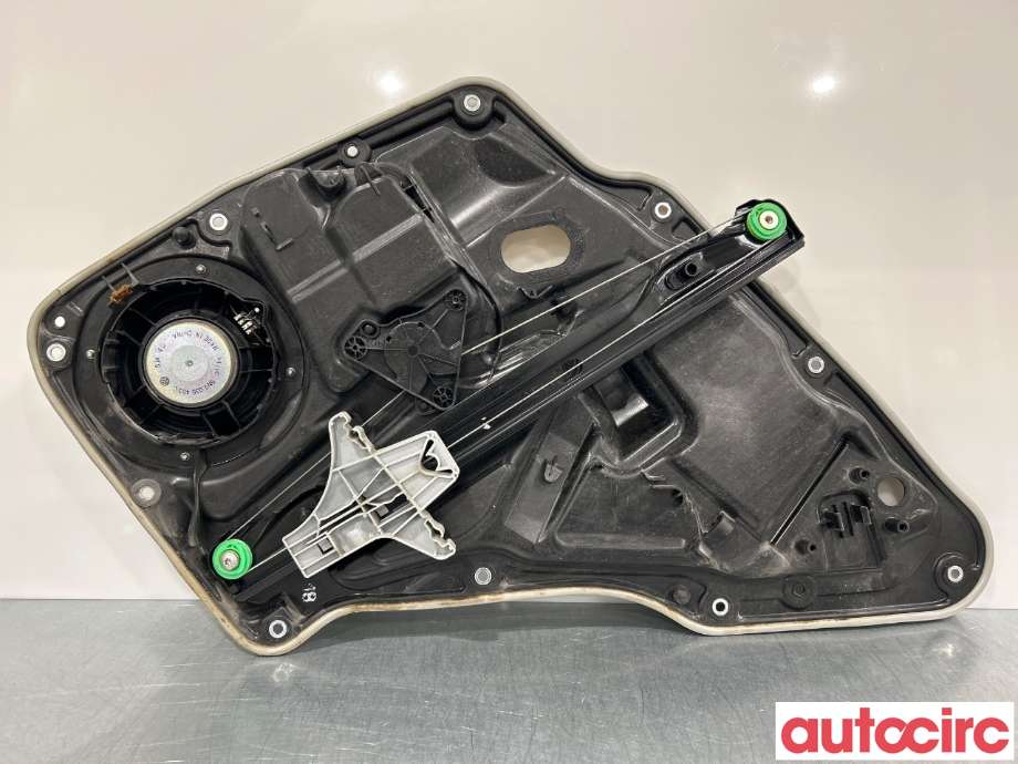 Ruteheis til VW Tiguan 2011-2016 (Type I, Fase 2)  (VOLKSWAGEN|5N0839461A||5N0839729R)