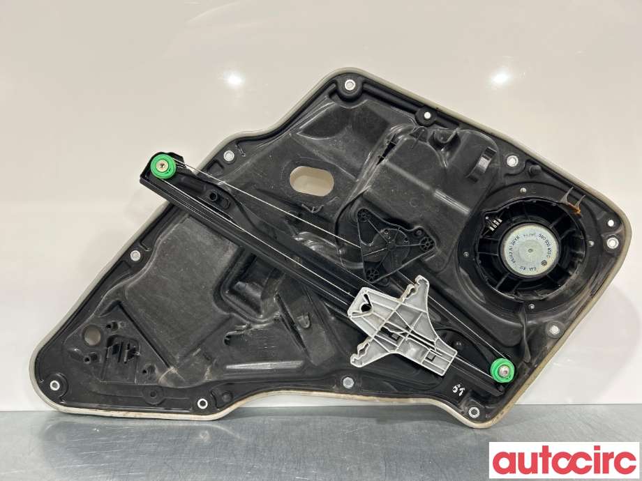 Ruteheis til VW Tiguan 2011-2016 (Type I, Fase 2)  (VOLKSWAGEN|5N0839462A||5N0839730R)