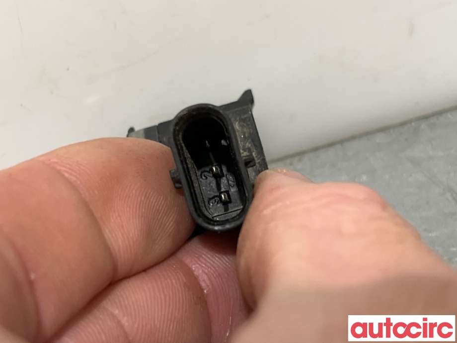 Parkeringssensor bak til Ford Kuga 2008-2012 (Type I)  (FORD|2212315|607101|AM5T-15K859-AAW)