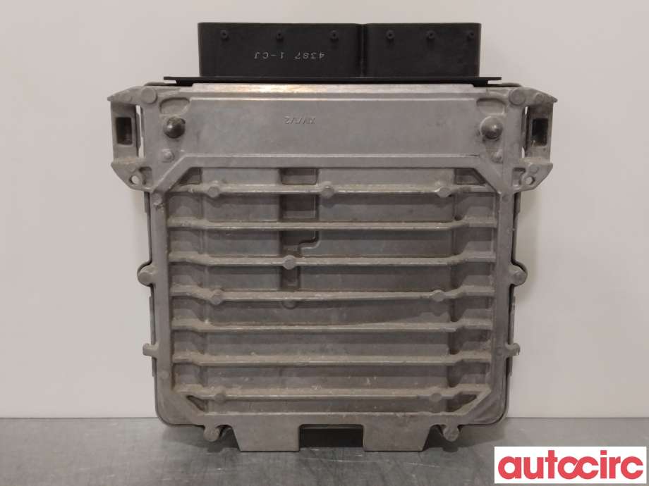 Styreenhet motor til Mercedes C-Klasse 2018-2021 (Fase 2) (W205) (W205) (MERCEDES|A2749000800)
