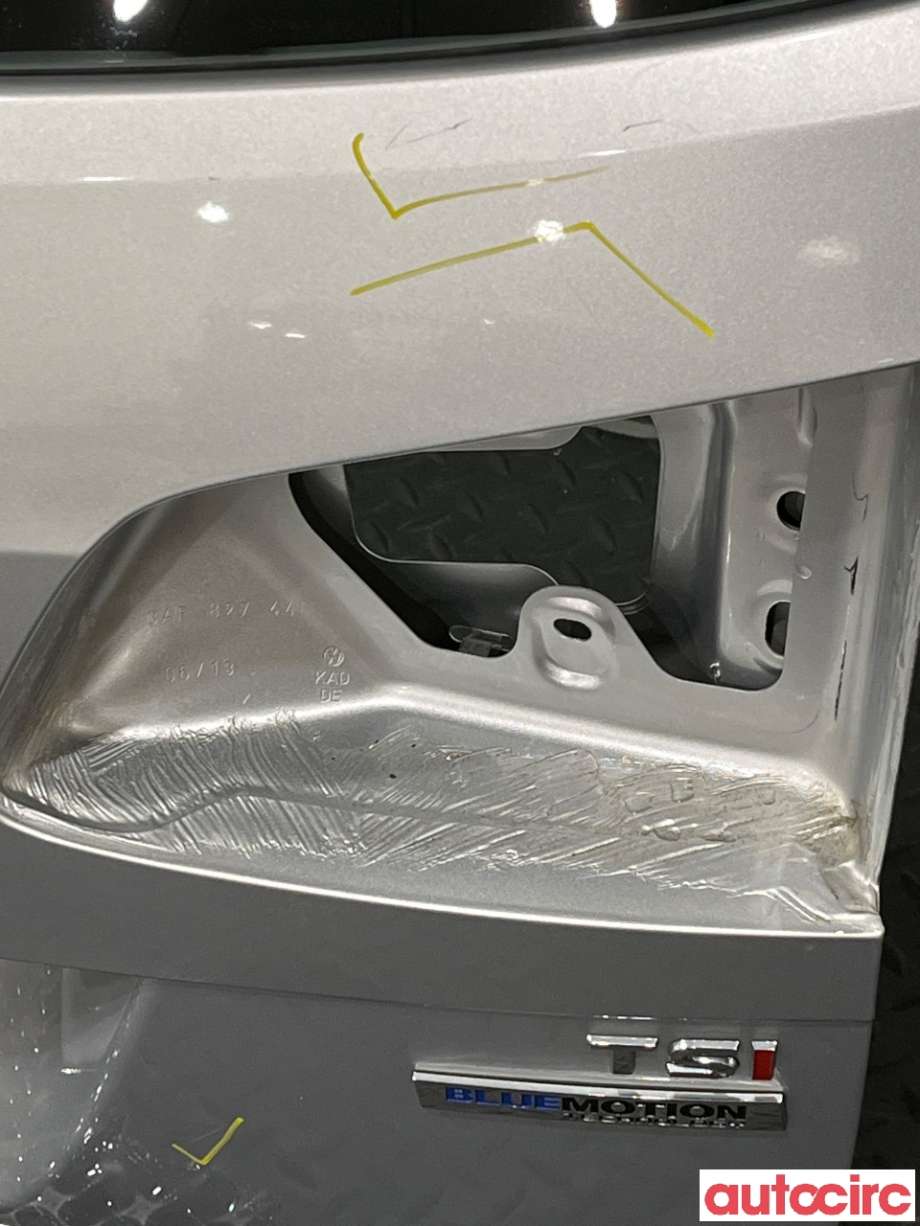 Bakluke til VW Passat 2011-2015 (B7) (B7) (VOLKSWAGEN|3AF827025A)