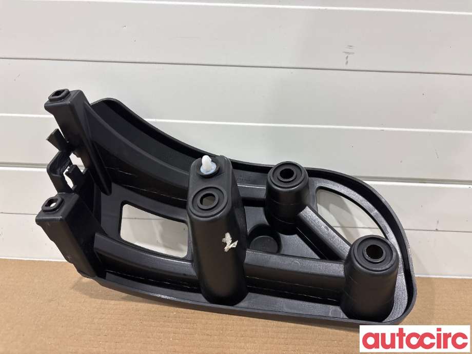 Diverse deler til Peugeot 2008 2019-->> (Type II)  (PEUGEOT|1668511380||9825842780)