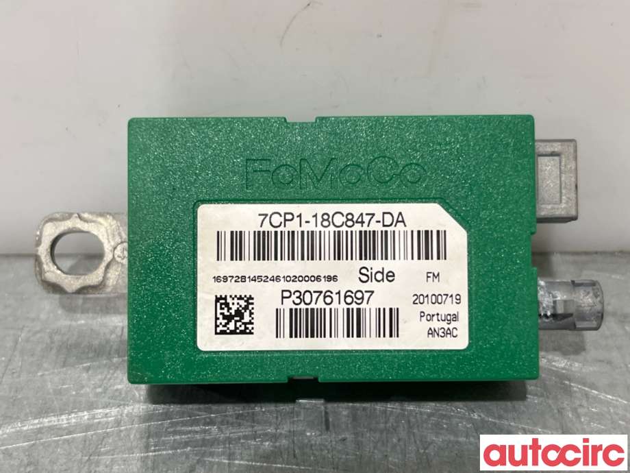 Antenne forsterker til Ford Kuga, 2008-2012 (Type I) (FORD|1717931)
