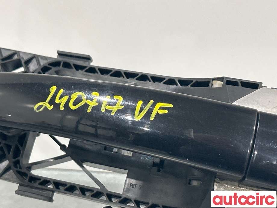 Dørhåndtak utv venstre foran til VW Tiguan 2011-2016 (Type I, Fase 2)  (VOLKSWAGEN|5N0837205M|)