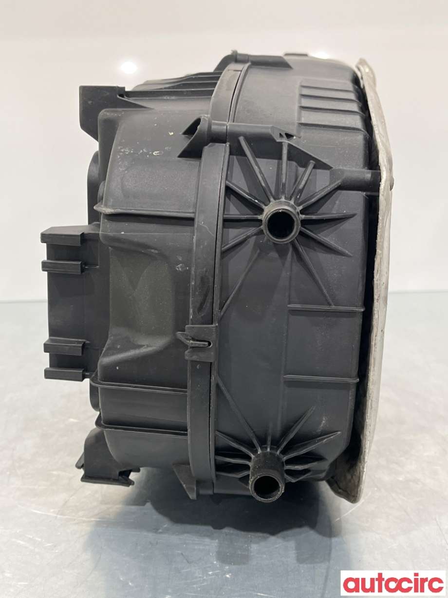 Luftfilterboks til Mercedes GLK 2008-2015 (X204) (X204) (MERCEDES|A6510901701|)