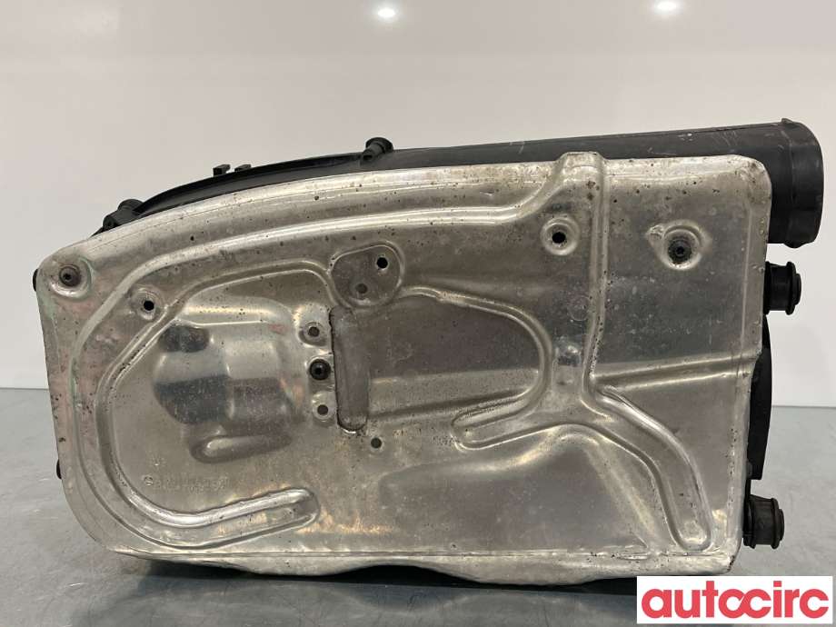 Luftfilterboks til Mercedes GLK 2008-2015 (X204) (X204) (MERCEDES|A6510901701|)