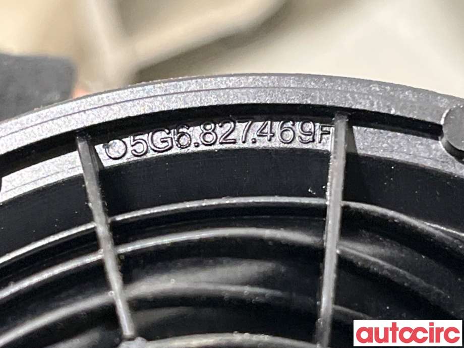 Bakluke/bakdør håndtak til VW Golf VII 2012-2017 (Fase 1) (VOLKSWAGEN|5G6827469F|)