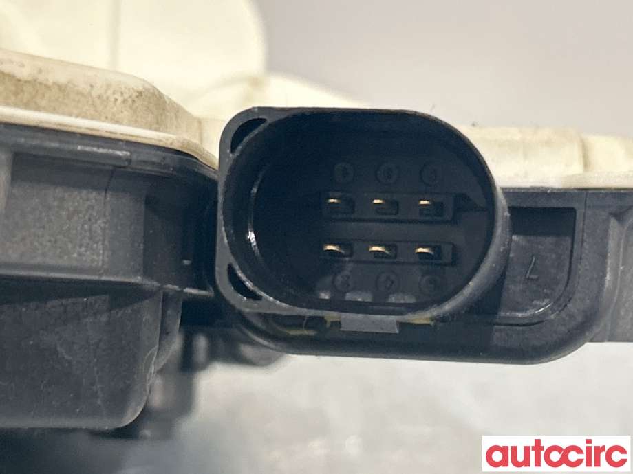 Låsekasse høyre bak til VW Tiguan 2011-2016 (Type I, Fase 2)  (VOLKSWAGEN|5N0839016T||5N0839016J)