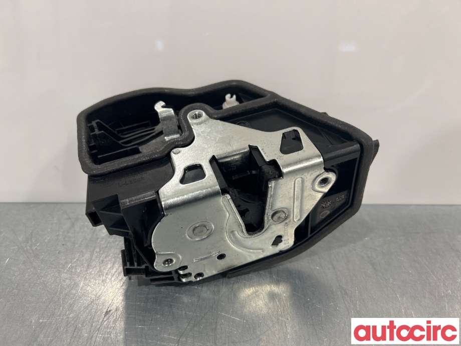 Låsekasse høyre foran til BMW 3-Serie 2005-2011 (E90/E91/E92/E93) (E90/E91/E92/E93) (BMW|51217229458||7229458)