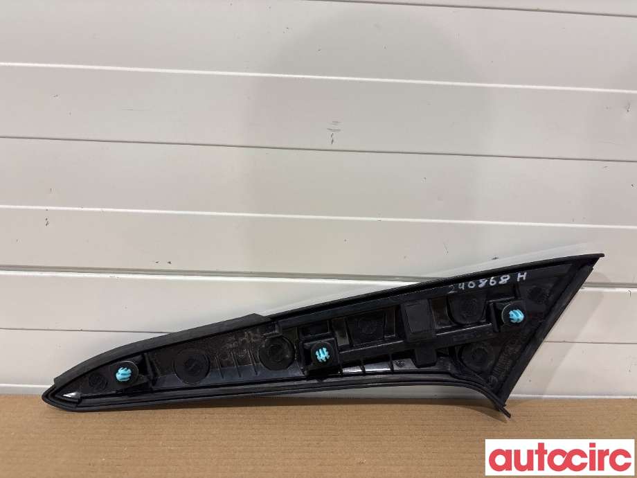 Spoiler bakluke til Mazda CX-30 2020-->>  (MAZDA|DFR5519B0|)
