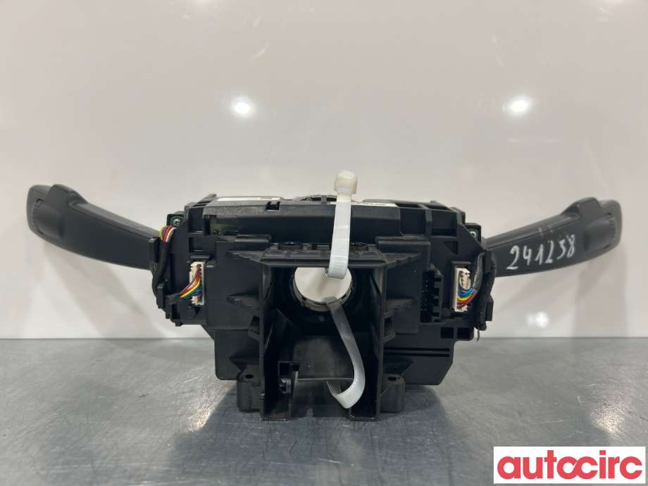 Bryter combi til Volvo XC60 2008-2013 (Type I, Fase 1)  (VOLVO|31313818|31275332)