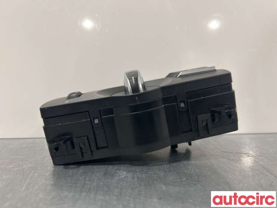 Bryter lys til BMW 5-Serie 2010-2017 (F10/F11) (F10/F11) (BMW|61316803963||9204067)