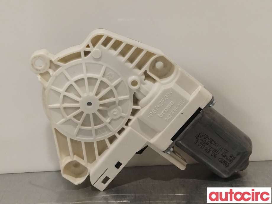 Ruteheis høyre foran til Audi A6 2011-2014 (Type IV, Fase 1) (C7) (C7) (AUDI|8K0959802B|1101-919809-201|8K0959801B)