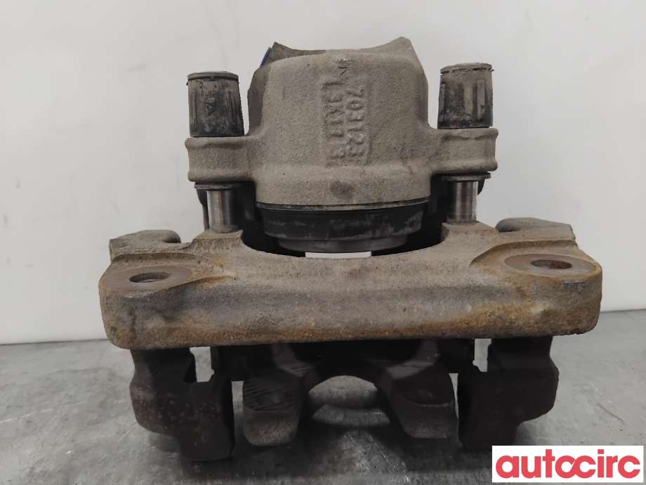 Bremsecaliper høyre foran til BMW X3 2010-2017 (F25) (F25) (BMW|34106790922|)