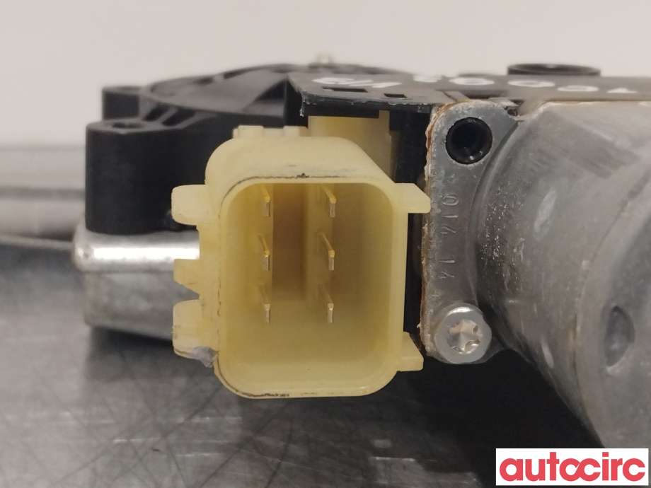 Ruteheis til Ford Kuga 2013-2019  (FORD|2138708|CJ54-S27001-BF)