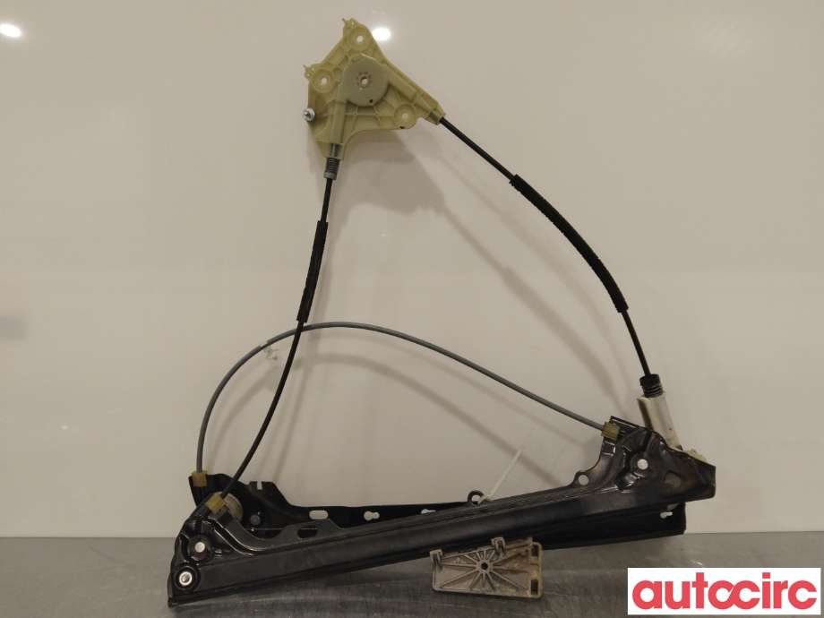 Ruteheis til BMW 3-Serie 2005-2011 (E90/E91/E92/E93) (E90/E91/E92/E93) (BMW|51337193455|7193455)