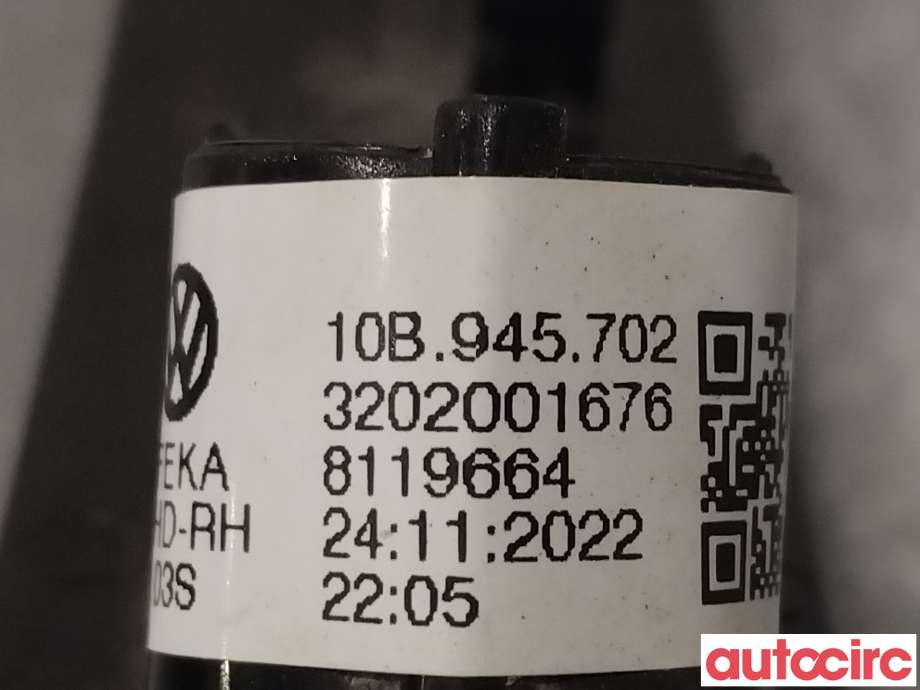 Refleksplate til VW ID.3 2020-->>  (VOLKSWAGEN|10B945702)