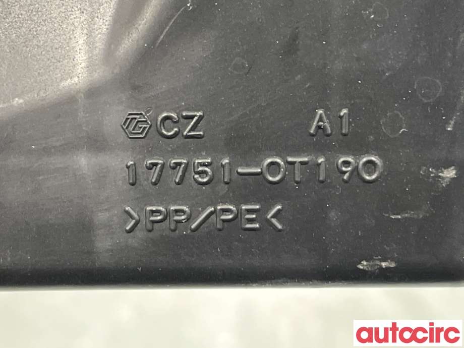 Luftslange innsug til Toyota C-HR 2016-->> (TOYOTA|177510T190|17751-0T190)