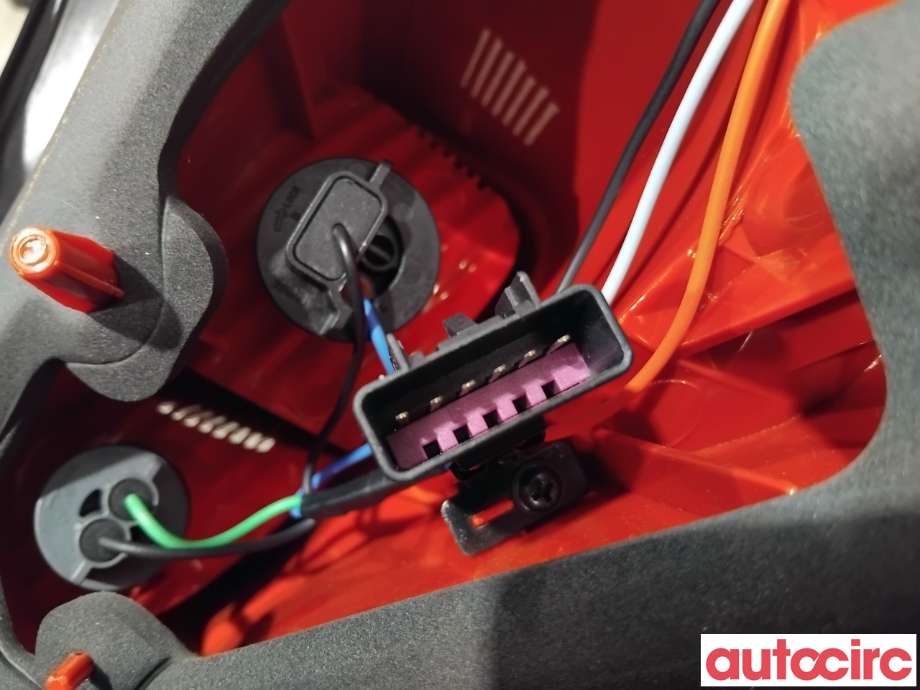 Baklykt venstre til Opel Mokka 2012-2016 (Type I, Fase 1)  (OPEL|42528021||42599461)