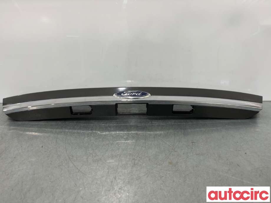 Bakluke/bakdør håndtak til Ford Fiesta 2013-2017 (Type VI, Fase 2)  (FORD|1841644||8A61-A43404-DL)