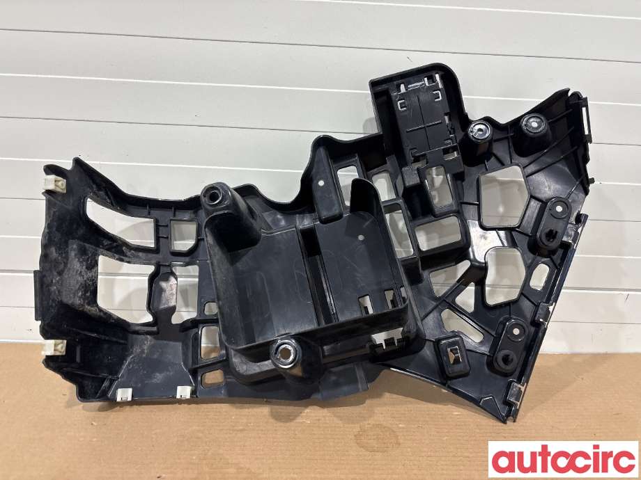 Diverse deler til BMW X1 2022-->> (U11) (U11) (BMW|51129881943|)