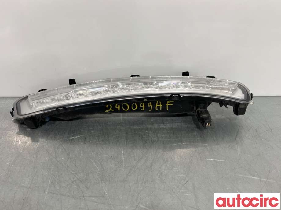 Parklykt høyre til Ford Mondeo 2011-2014 (Type IV, Fase 2)  (FORD|1725079||BS71-13B218-AE)