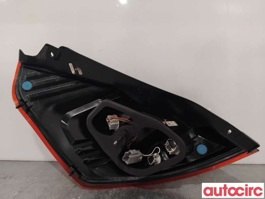 Baklykt høyre til Ford Fiesta 2013-2017 (Type VI, Fase 2)  (FORD|1877010||C1BB-13404-AE)