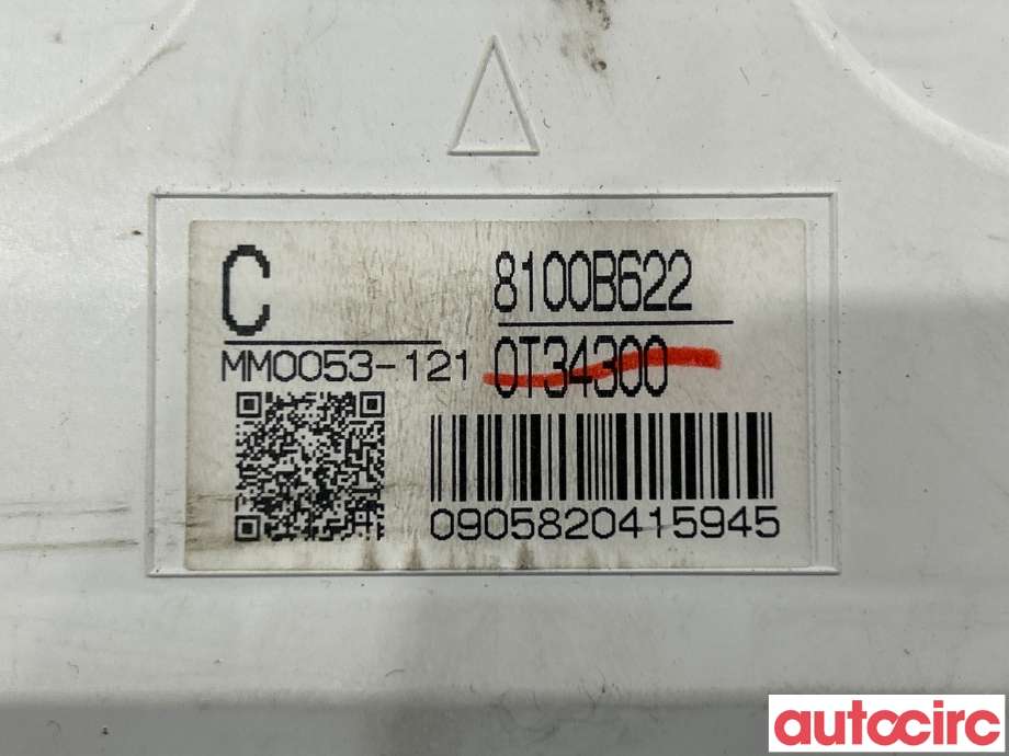 Instrumentpanel til Mitsubishi Outlander 2010-2012 (Type II, Fase 2)  (MITSUBISHI|8100B622)