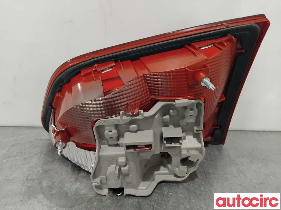 Baklykt venstre indre til VW Sharan 2010-->> (Type II)  (VOLKSWAGEN|7N0945093K|90008803)