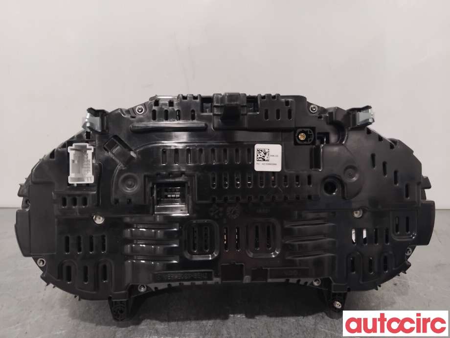 Instrumentpanel til Mercedes C-Klasse 2014-2018 (Fase 1) (W205) (W205) (MERCEDES|A2059002030|A2C99865800|A2059007936)