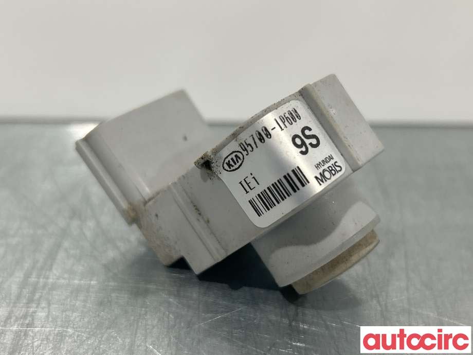 Parkeringssensor bak til Kia Venga 2010-2017  (KIA|957001P6009S)