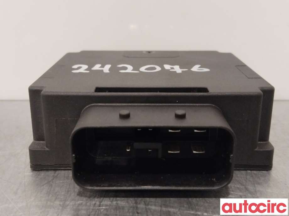 Styreenhet diverse til VW Transporter / Caravelle 2015-2019 (T6) (T6) (VOLKSWAGEN|3AA919041A)