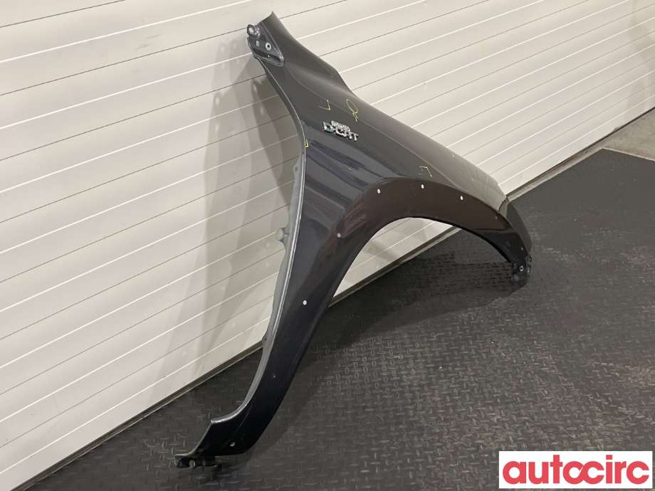 Skjerm høyre foran til Toyota RAV4 2009-2013 (Type III, Fase 2)  (TOYOTA|5381142300)