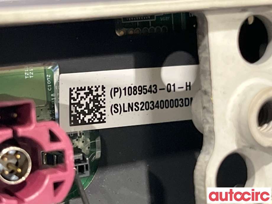 Instrument kjørecomputer til Tesla Model 3 2018-2023 (Fase 1) (TESLA|1089543-00-K||1089543-01-H)