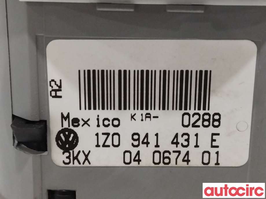 Bryter lys til Škoda Octavia 2005-2008 (Type II, Fase 1)  (SKODA|1Z0941431E)