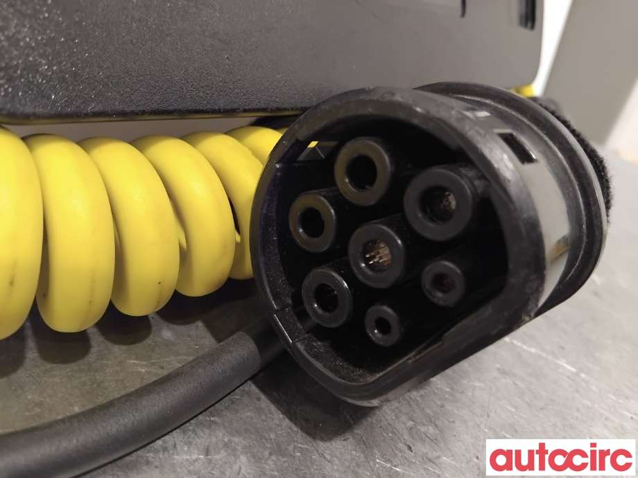 Batterilader kabel til Mercedes C-Klasse 2014-2018 (Fase 1) (W205) (W205) (MERCEDES|A0005834200|6033022|)